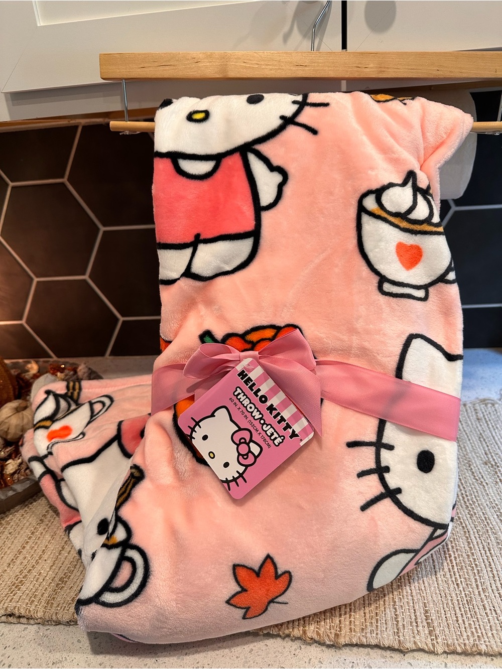 Hello Kitty Pink Plush Kids Throw Blanket with Cup Motif